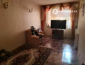 3-комнатная квартира, этаж 3 из 5, 72 м²