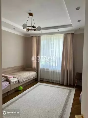 3-комнатная квартира, этаж 3 из 9, 95 м²