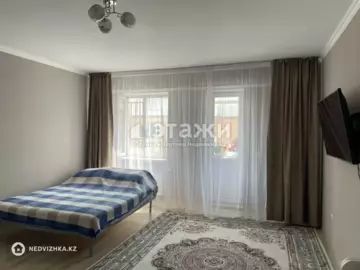 2-комнатная квартира, этаж 8 из 10, 55 м²
