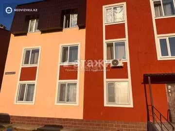 2-комнатная квартира, этаж 2 из 3, 45 м²