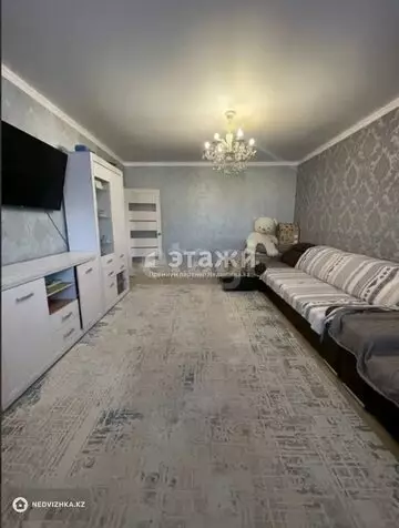 3-комнатная квартира, этаж 2 из 10, 96 м²