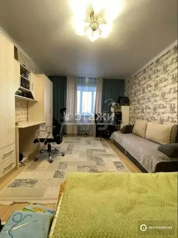 3-комнатная квартира, этаж 2 из 10, 96 м²