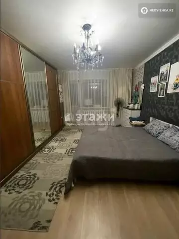 3-комнатная квартира, этаж 2 из 10, 96 м²