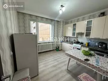 1-комнатная квартира, этаж 4 из 12, 45 м²