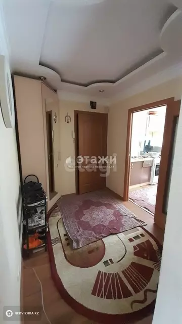 4-комнатная квартира, этаж 4 из 5, 76 м²