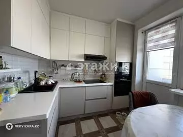 2-комнатная квартира, этаж 10 из 23, 59 м²