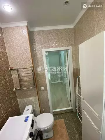 1-комнатная квартира, этаж 8 из 9, 42 м²