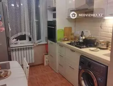 4-комнатная квартира, этаж 3 из 5, 76 м²