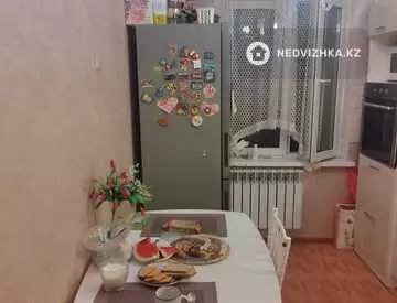 4-комнатная квартира, этаж 3 из 5, 76 м²