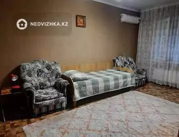 1-комнатная квартира, этаж 3 из 5, 39 м²