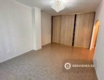 1-комнатная квартира, этаж 8 из 13, 47 м²