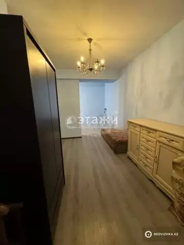 1-комнатная квартира, этаж 4 из 10, 31 м²