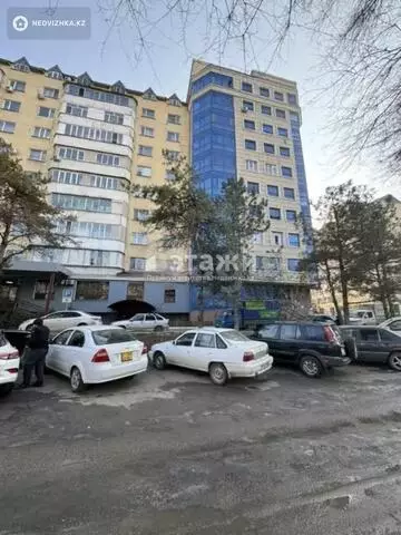 1-комнатная квартира, этаж 4 из 10, 31 м²