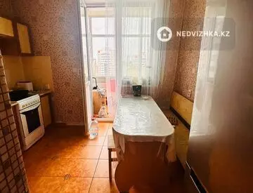 1-комнатная квартира, этаж 11 из 14, 47 м²