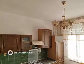 3-комнатная квартира, этаж 3 из 5, 76 м²