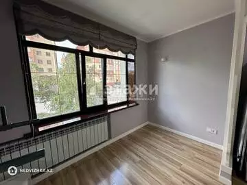 131.6 м², 4-комнатная квартира, этаж 2 из 17, 132 м², изображение - 7