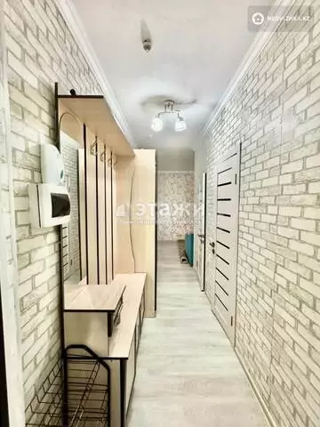 2-комнатная квартира, этаж 14 из 14, 52 м²