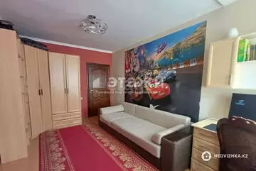 4-комнатная квартира, этаж 7 из 12, 153 м²