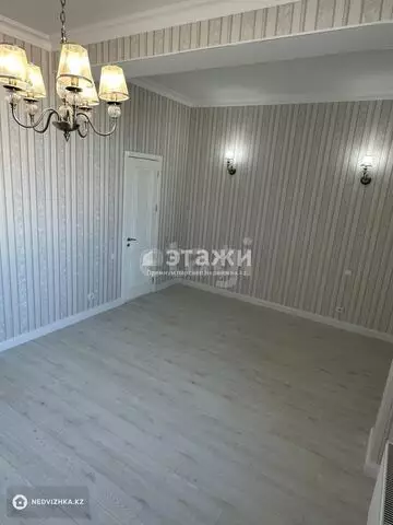 4-комнатная квартира, этаж 12 из 13, 137 м²