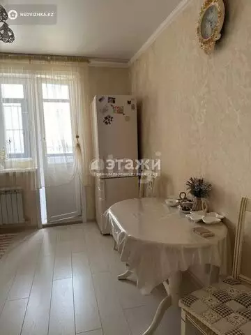 2-комнатная квартира, этаж 11 из 13, 54 м²