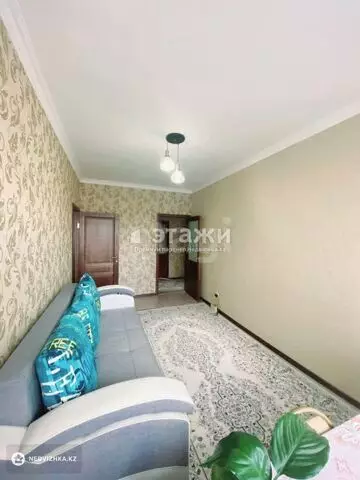 3-комнатная квартира, этаж 4 из 18, 78 м²