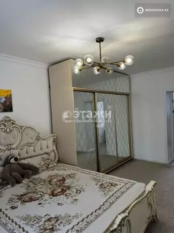 2-комнатная квартира, этаж 7 из 9, 64 м²