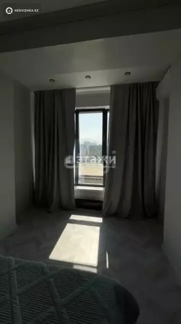 2-комнатная квартира, этаж 10 из 14, 74 м²