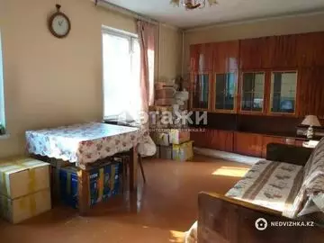 3-комнатная квартира, этаж 1 из 5, 56 м²