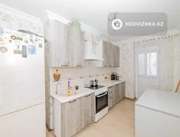 3-комнатная квартира, этаж 4 из 18, 75 м²