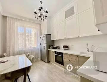 3-комнатная квартира, этаж 4 из 16, 110 м²