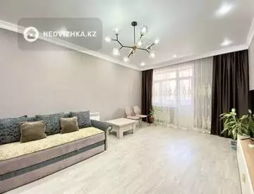 3-комнатная квартира, этаж 4 из 16, 110 м²