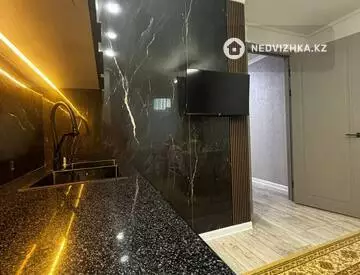 3-комнатная квартира, этаж 4 из 9, 105 м²