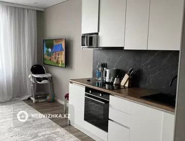 2-комнатная квартира, этаж 9 из 9, 44 м²