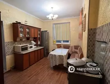 210 м², 7-комнатный дом, 10 соток, 210 м², изображение - 4
