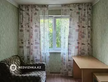 3-комнатная квартира, этаж 4 из 5, 58 м², на длительный срок