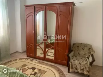 2-комнатная квартира, этаж 3 из 9, 64 м²