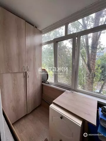 2-комнатная квартира, этаж 3 из 6, 52 м²