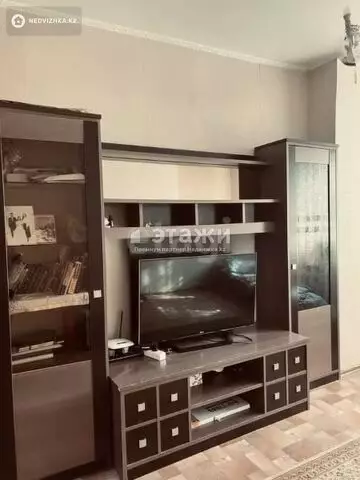 2-комнатная квартира, этаж 1 из 10, 53 м²