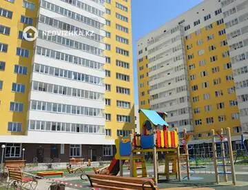 3-комнатная квартира, этаж 8 из 12, 92 м²