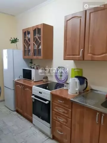 1-комнатная квартира, этаж 2 из 9, 33 м²