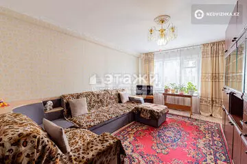 4-комнатная квартира, этаж 1 из 5, 58 м²