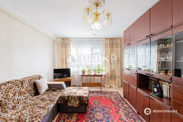 4-комнатная квартира, этаж 1 из 5, 58 м²