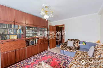 4-комнатная квартира, этаж 1 из 5, 58 м²