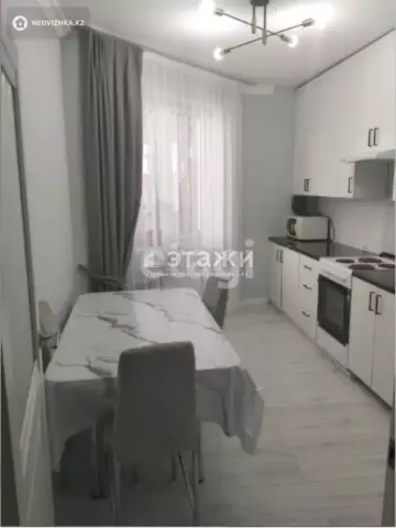 1-комнатная квартира, этаж 1 из 15, 52 м²