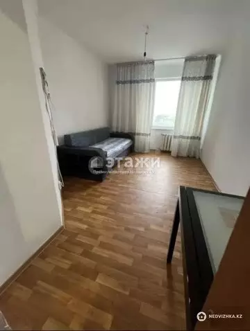 3-комнатная квартира, этаж 4 из 17, 77 м²