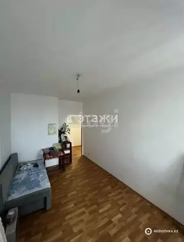 3-комнатная квартира, этаж 4 из 17, 77 м²