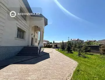 8-комнатный дом, 15 соток, 700 м²