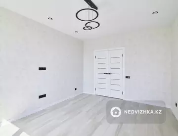 1-комнатная квартира, этаж 3 из 6, 39 м²