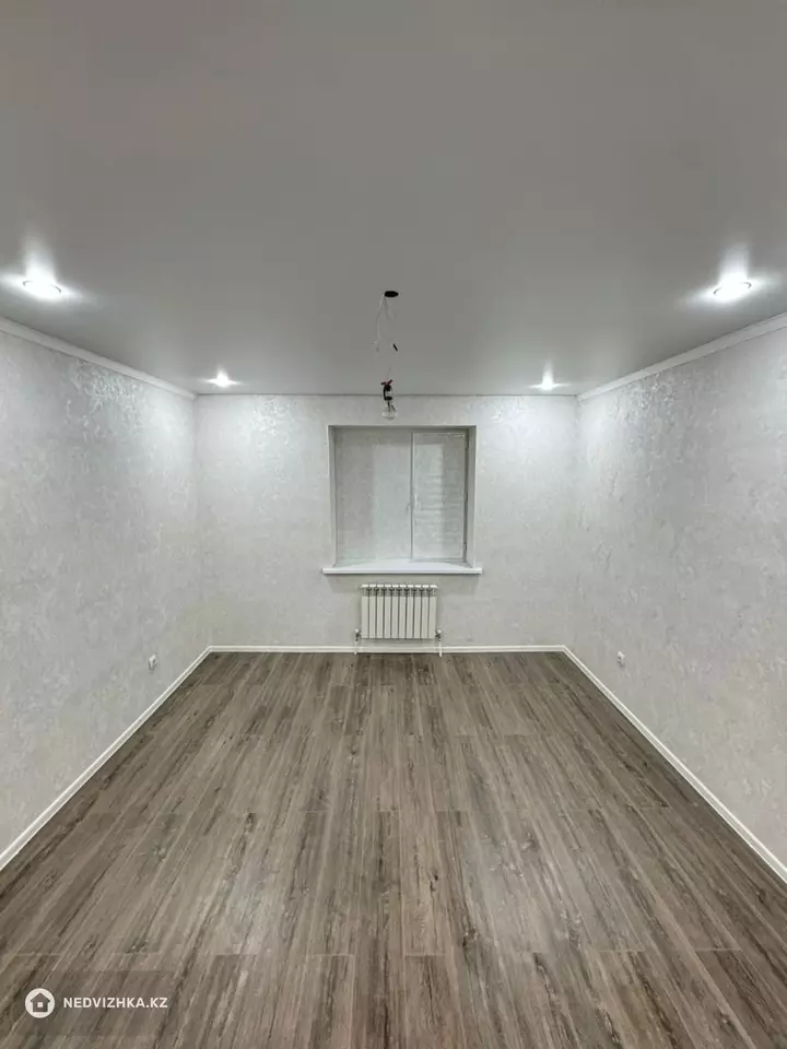 60 м², 2-комнатная квартира, этаж 3 из 3, 60 м², изображение - 1