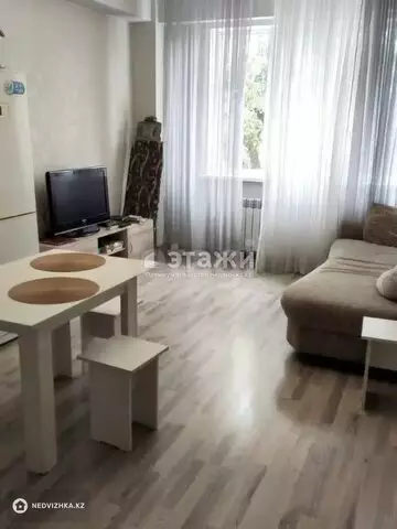 2-комнатная квартира, этаж 3 из 5, 45 м²